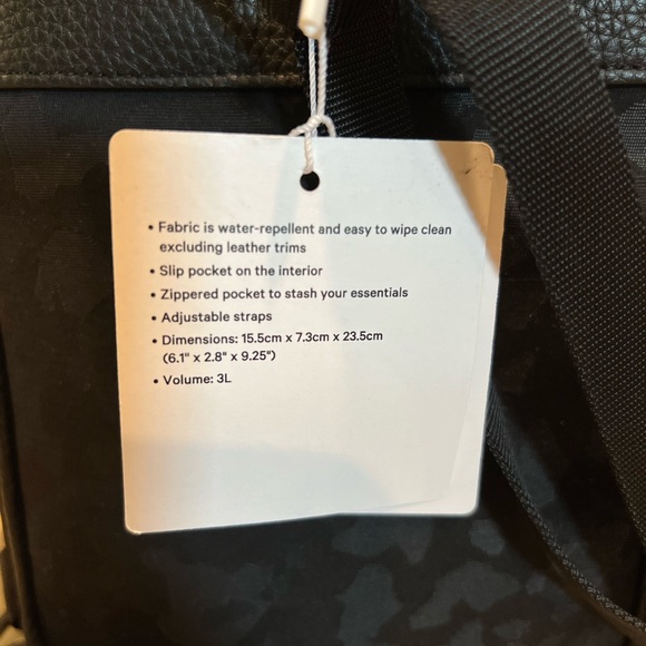 NWT Lululemon Now and Always Convertible Bag Mini - Picture 5 of 7